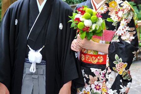 洋髪もOK！和装に似合う花嫁の髪型は？キホンを解説