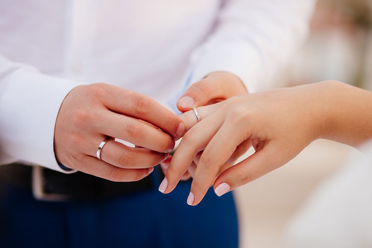 結婚指輪に シルバー はアリ オススメの理由とお手入れ方法 花嫁ノート