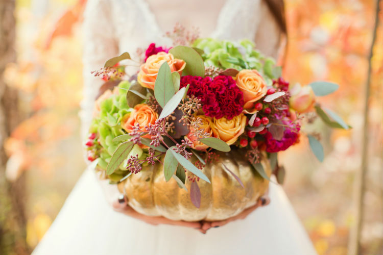 10月の結婚式は人気 メリット デメリットやおすすめ秋テーマは 花嫁ノート