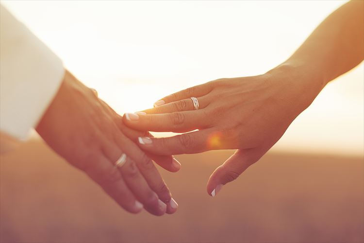 婚姻届を出した後もしばらく別居する「別居婚」の手続き