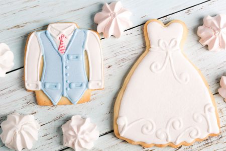 結婚式デザインのアイシングクッキー