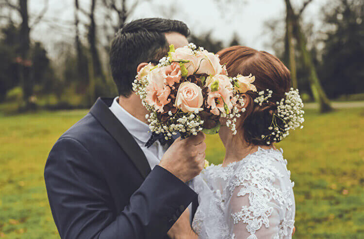 例文 職場での結婚報告はいつ 誰に どうやって 花嫁ノート