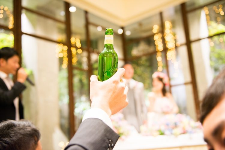 結婚式の二次会に呼ぶ人の基準は？ゲスト選びの方法