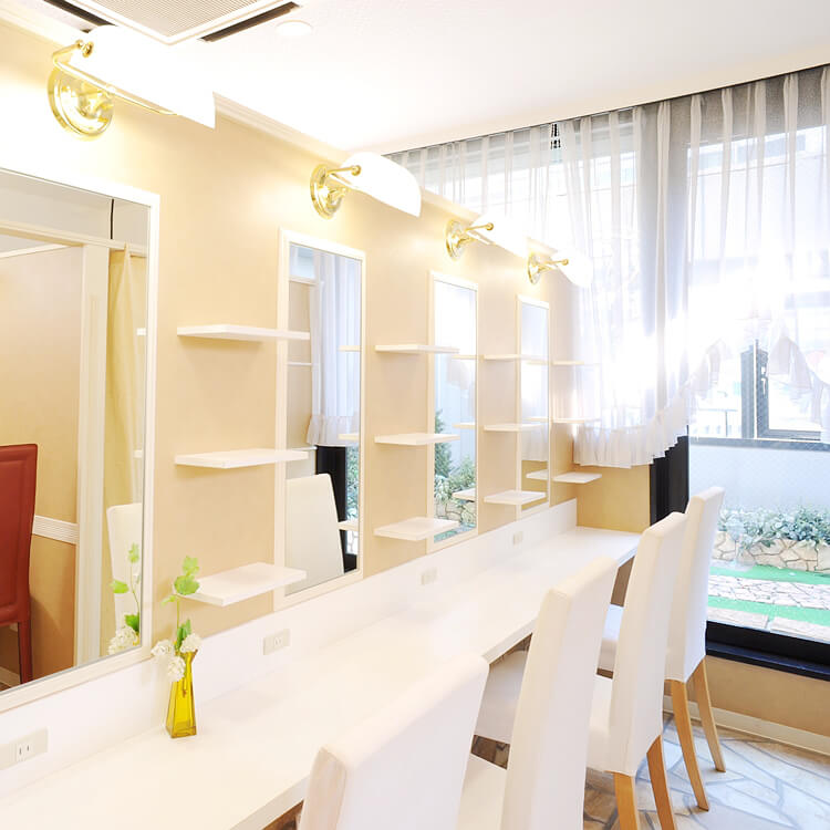ブライダルエステ専門店 美4salon横浜店の概観写真3