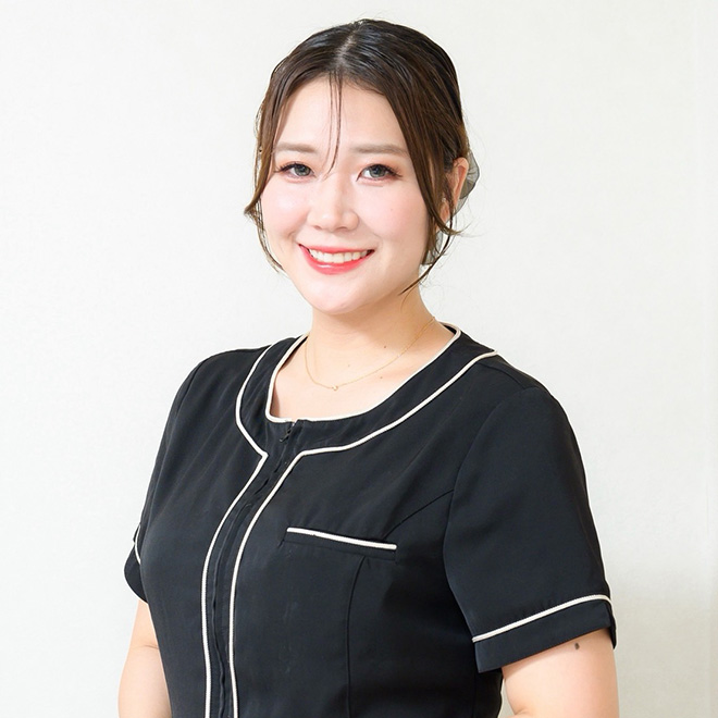 ブライダルエステ専門 ヴァン・ベール武蔵小杉店のスタッフ[重地]の写真