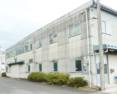第二工場は第一工場から車で5分程移動した所にあります。